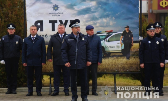 У Вінниці поліцейські отримали нові автомобілі та зброю