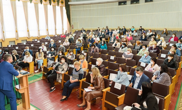 Сергій Моргунов зустрівся з головами профспілкових комітетів закладів освіти Вінниці