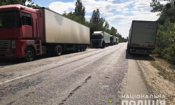 На Вінниччині  вводять тимчасово обмежують рух для вантажівок