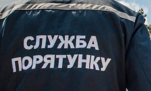 В одному з салонів краси у Вінниці малюк потрапив у "пастку" стільця: викликали рятувальників