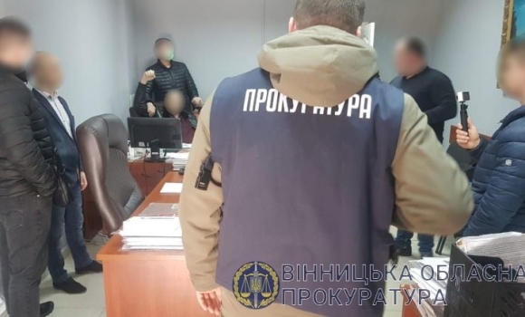 У Вінниці за шахрайство судитимуть адвоката 