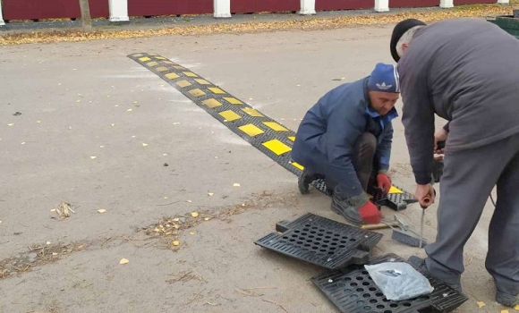 У Калинівській громаді встановили ще два лежачих поліцейських