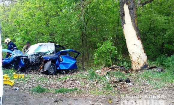 У Могилів-Подільському районі в аварії загинула 27-річна дівчина