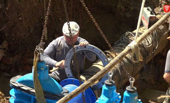 Без води залишилась велика частина міста: коли відновлять водопостачання?