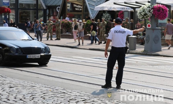 Понад 300 поліцейських забезпечать порядок на День Вінниці