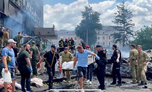 Де родинам вінничан, що постраждали від ракетного обстрілу, отримати грошову виплату