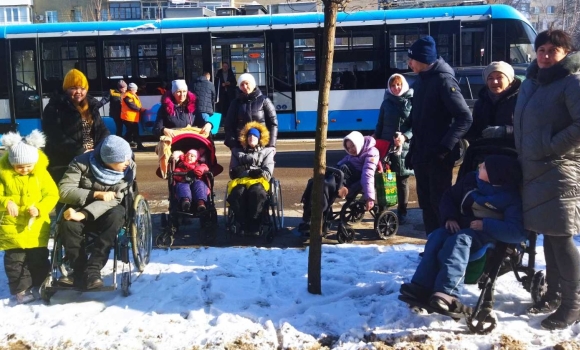 Для підопічних реабілітаційного центру "Гармонія" провели екскурсію Вінницею