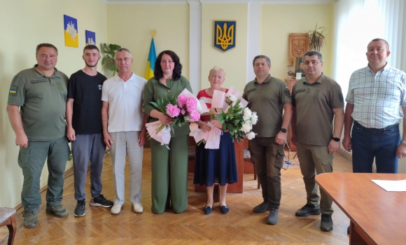 Дві жительки Тульчинської громади отримали звання Мати - героїня