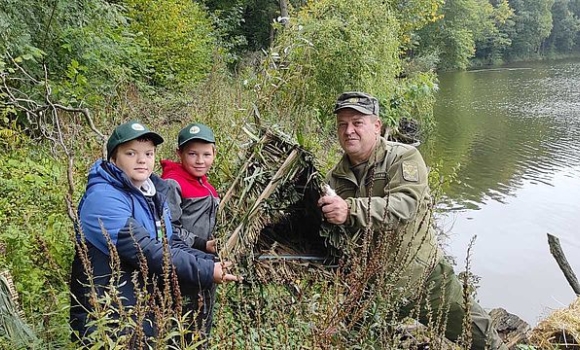 В Іллінцях школярі виготовили штучні гнізда для водоплавних птахів