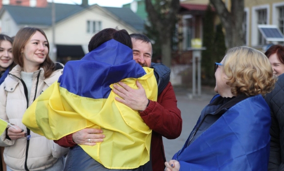 "Херсон – це Україна!": у Вінниці відсвяткували звільнення міста від окупантів