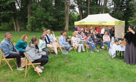 Художній пленер, ярмарок і майстер-класи: програма "Пироговського пікніка"