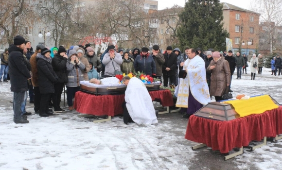 Козятинська громада прощалася зі ще одним відважним захисникомКозятинська громада прощалася зі ще одним відважним захисником