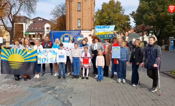 Маріупольці говорять українською