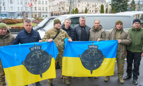 Мавіки, авто, тепловізори, грілки та розвідкомплекс передає Вінниця для ГУР