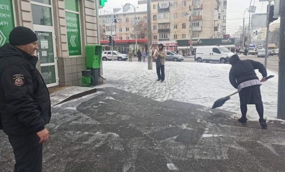 Муніципальна варта Вінниці перевірила прибирання снігу та льоду