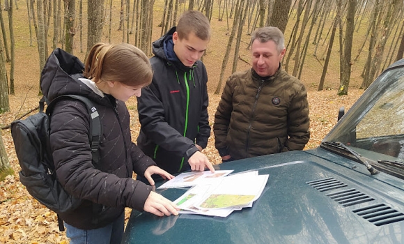 На Вінниччині школярі відправились в експедицію - шукали рослину з Червоної книги