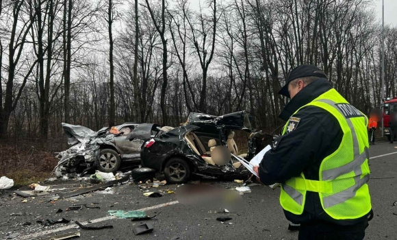 На Вінниччині в аварії загинули чотири людини, ще двоє отримали травми