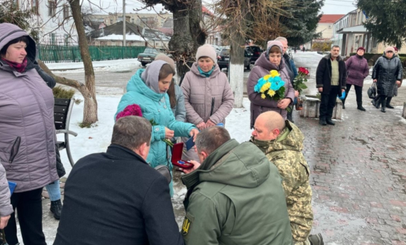 Нагороди передали рідним трьох загиблих військових з Крижопільської громади