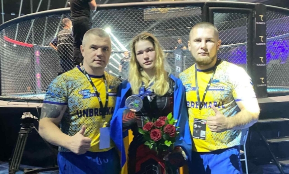 Одразу дві вінничанки стали призерками чемпіонату світу зі змішаних єдиноборств