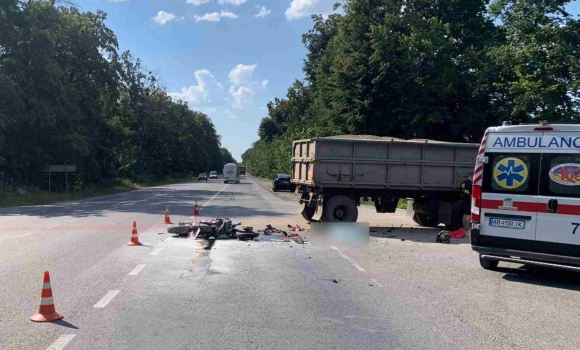 Слідчі з’ясовують обставини двох ДТП, в яких загинули водії мотоциклів 