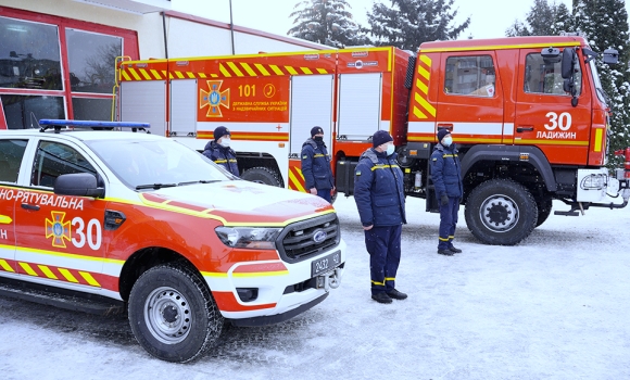 Вінницькі рятувальники отримали нову спецтехніку