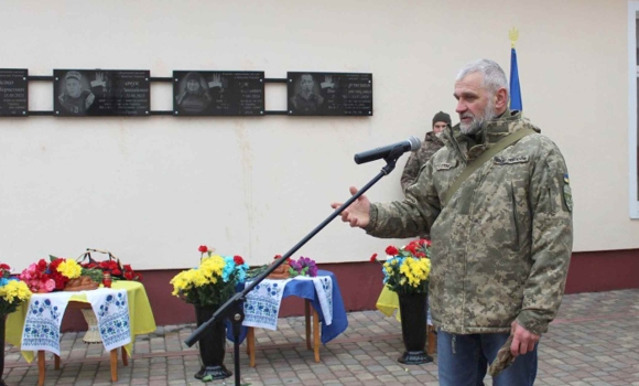 У Черепашинцях відкрили пам’ятні дошки загиблих Героїв