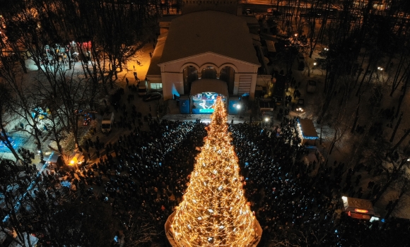 У День святого Миколая у Вінниці відкриють головну ялинку