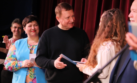 У міжнародний день лялькаря привітали працівників вінницького театру