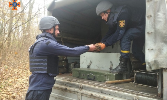 У Погребищенській громаді відкопали міни та снаряди часів Другої світової