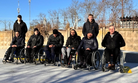 У реабілітаційному центрі у Вінниці відкрили майданчик для практики керування кріслом колісним