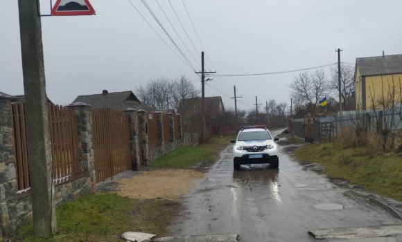 У Стадниці жителі самовільно встановили дорожні знаки