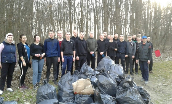 У Вінниці на акції «За чисте довкілля» прибрали 30 ділянок приватного сектора