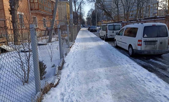 У Вінниці Нова пошта отримала адмінпротокол за невжиття протиожеледних заходів