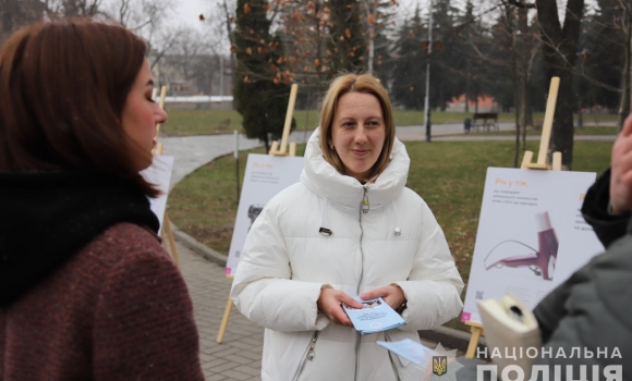 У Вінниці поліцейські провели інформаційний захід з протидії домашньому насильству