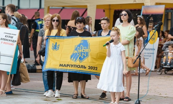 У Вінниці провели акцію на підтримку полонених захисників Маріуполя