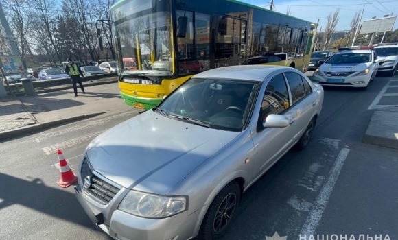 У Вінниці розслідують обставини ДТП, в якій травмувалась пенсіонерка