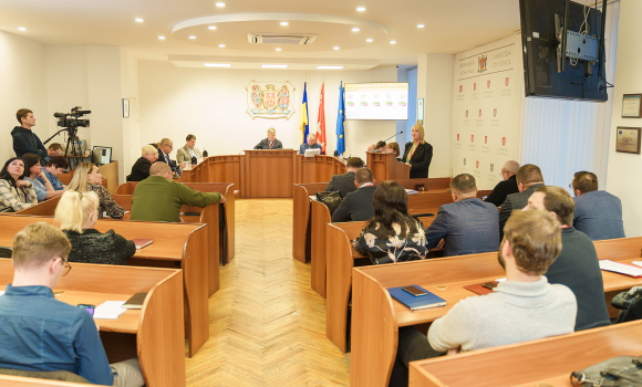 У Вінниці схвалили проєкт бюджету - майже мільярд на безпеку й оборону