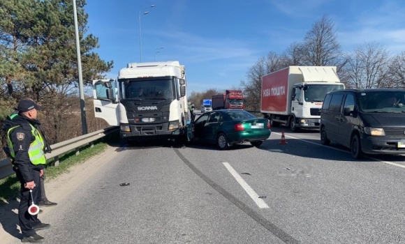 У Вінниці сталася аварія - постраждала маленька дитина та двоє водіїв