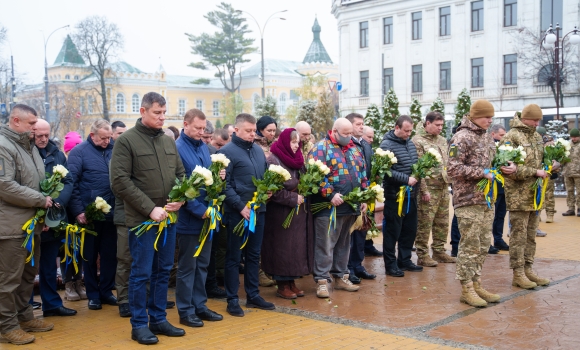 У Вінниці в День Гідності та Свободи згадали Героїв, які боролись за незалежність 