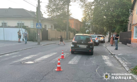 У Вінниці водій збив двох жінок на нерегульованому пішохідному переході