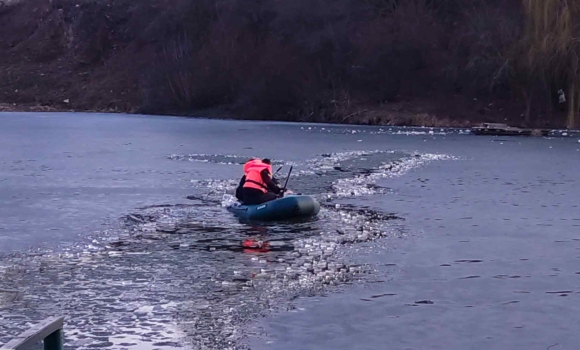 У Вінниці два чоловіки 34 і 40 років провалились під кригу на ставку