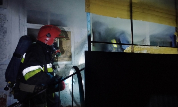 У Ямпільській громаді через недопалок загорівся приватний будинок