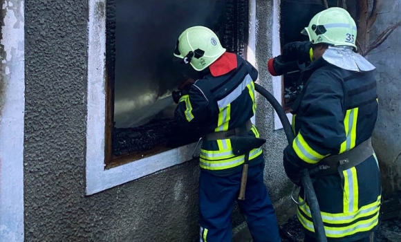 У Ямпільській громаді в пожежі загинула сім'я: 4-річний хлопчик, мама і бабуся