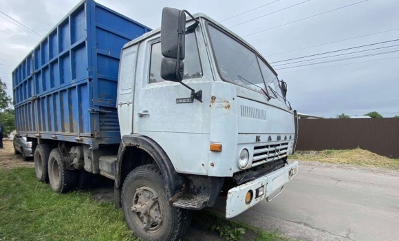 В Козятині у водія КАМАЗу вилучили 4 тонни пального невідомого походження