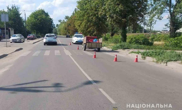 В Козятині водій мотоблока збив на переході вагітну жінку з дитиною