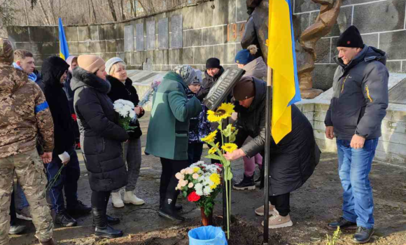 В Студенянській громаді відкрили меморіальну дошку загиблому земляку