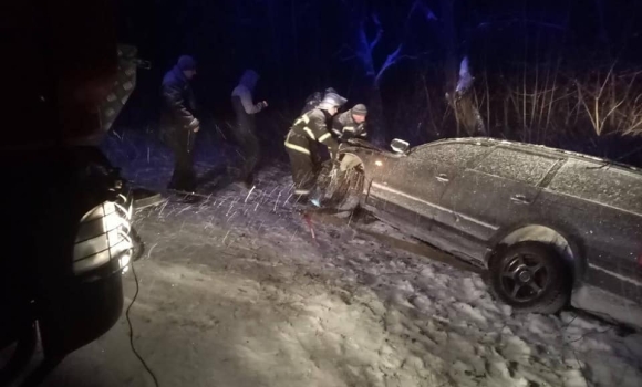 В Тульчинському районі водій Volkswagen з'їхав у кювет