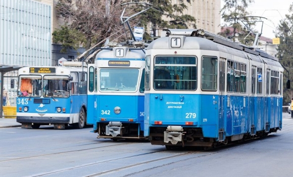 Вінничан просять без нагальної потреби не користуватись приватними авто