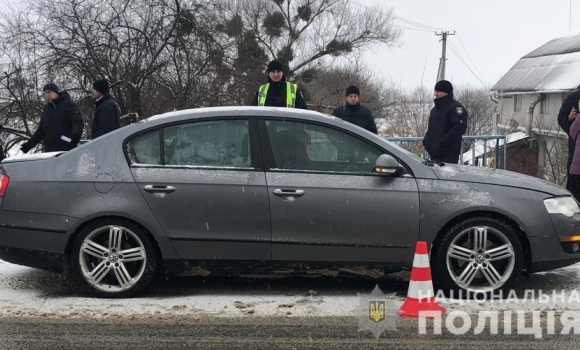 Вінничанин на “Фольксвагені” виїхав на тротуар і на смерть збив пенсіонерку