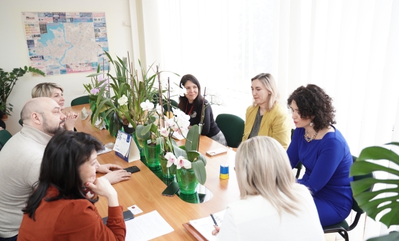 Вінницька міськрада підписала Меморандум про співпрацю з активістками 